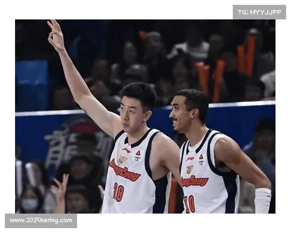 广东德比战上演,萨林杰威金顿新援对决 广东德比战上演,萨林杰威金顿新援对决