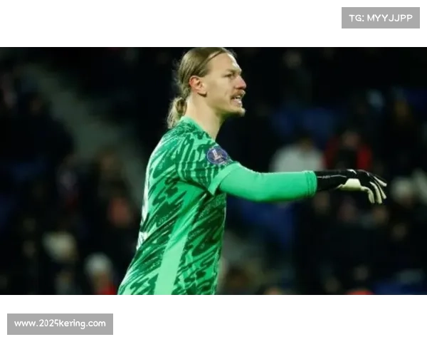 巴黎圣日耳曼门将萨福诺夫手臂骨折缺阵，影响球队部署